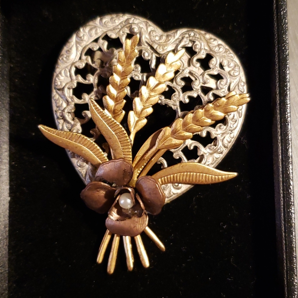 Vintage Gold and Silver Heart Floral Wheat Brooch with Pearl